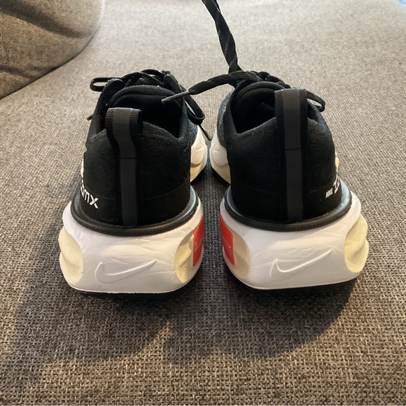 Nike invincible run 3.0 ZOOM X flyknit women’s size 9 like brand new - Picture 3 of 6